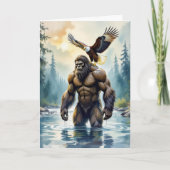 Bigfoot mit einem Adler auf seiner Schulter Geburt Karte (Vorderseite)