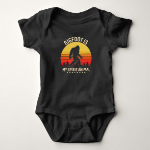 Bigfoot my Spirit Animal Bigfoot Retro Baby Strampler