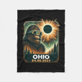 Bigfoot Ohio Total Solar Eclipse 2024 mit Eclipse Fleecedecke (Vorderseite)