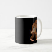 Bigfoot Playing French Horn Player Musician Funny Kaffeetasse (VorderseiteRechts)