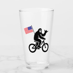 Bigfoot Radfahren Amerikanische Flagge Glas