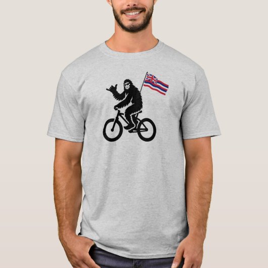 Bigfoot-Radfahrrer Hawaii-Flagge T-Shirt (Vorderseite)