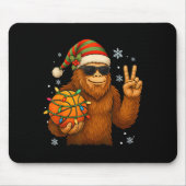 Bigfoot Santa Basketball Christmas  Mousepad (Vorne)