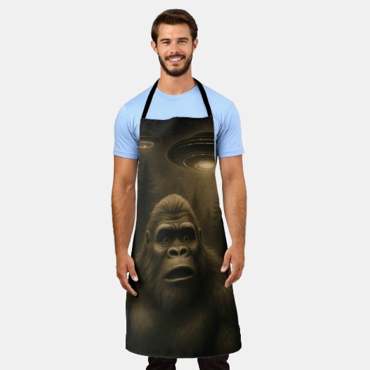 Bigfoot Sasquatch Alien UFO Funny Schürze (Getragen)