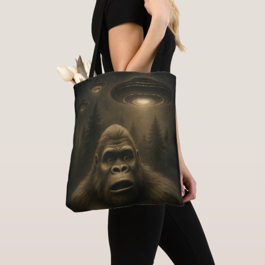 Bigfoot Sasquatch Alien UFO Funny Tasche (Von Nahem)