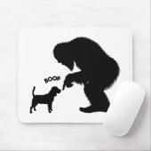 Bigfoot Sasquatch Beagle Nose Boop Mousepad (Mit Mouse)