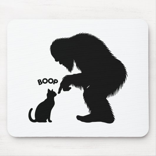 Bigfoot Sasquatch Cat Nose Boop Mousepad (Vorne)