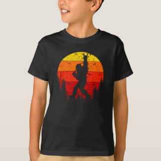 Bigfoot Sasquatch Felsflaggen-Silhouette T-Shirt