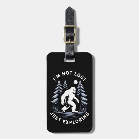 BigFoot Sasquatch Funny ich nicht verloren, nur zu Gepäckanhänger (Vorderseite vertikal)