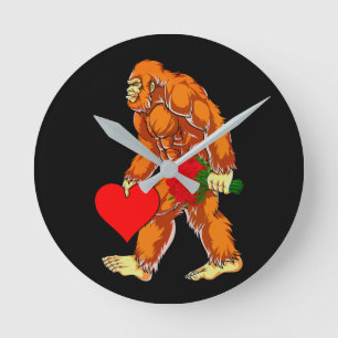 Bigfoot Sasquatch Funny Valentinstag Liebe Runde Wanduhr