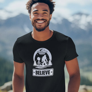 Bigfoot Sasquatch Glauver Alien Ufo Cryptid Mens T-Shirt