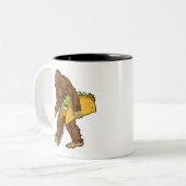 Bigfoot Sasquatsch Carry Taco Zweifarbige Tasse (Vorderseite Links)