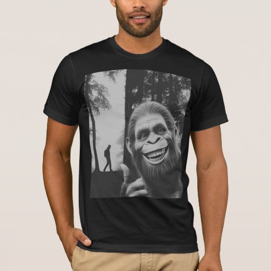Bigfoot Selfie T-Shirt (Vorderseite)