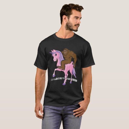 Bigfoot Shirt Sasquatch Riding Unicorn Funny T Shi (Vorne ganz)