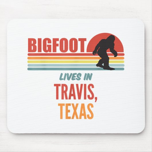 Bigfoot Sighting in Travis Texas Mousepad (Vorne)