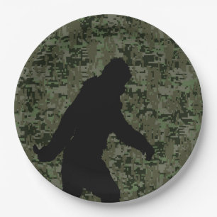 Bigfoot-Silhouette auf Walddigital-Tarnung Pappteller