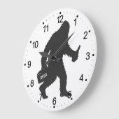 Bigfoot-Silhouette Große Wanduhr (Winkel)