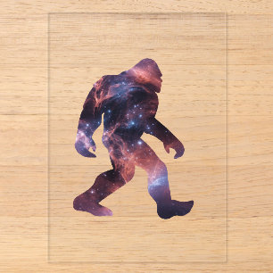 Bigfoot-Silhouette mit Galaxie-Innerem Acryleinladungen