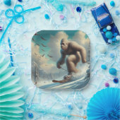 Bigfoot Skiing Pappteller (Party)