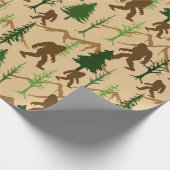 Bigfoot Squatchin in der Woods Birthday Party Geschenkpapier (Ecke)