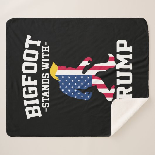 Bigfoot steht bei den Wahlen 2024 unter Trump Sherpadecke (Vorderseite (Horizontal))