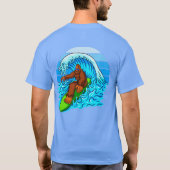 Bigfoot Surfen Reiten Die Wellen Spaß Sasquatch T-Shirt (Rückseite)