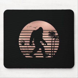Bigfoot-Surfing-Shirt Lustiges Sommerkleidungs-T-S Mousepad