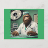 Bigfoot Surgeon Postkarte (Vorderseite)