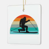 Bigfoot Telemark Skifahren Rainbow Keramikornament (Links)