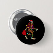 Bigfoot Tragend Weihnachtsbaum Sasquatch Pajama Button (Vorne & Hinten)