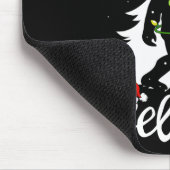 Bigfoot trägt Weihnachtsbaum Sasquatch-Gläubiger Mousepad (Ecke)