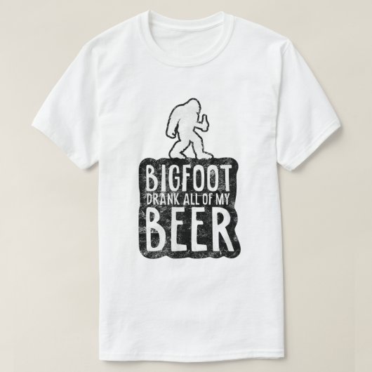 Bigfoot Trank Mein Bier Lustiger Camping-Shirt T-Shirt (Design vorne)