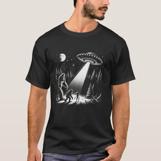 Bigfoot trifft Alien Alien Bigfoot Full Moon Sasqu T-Shirt (Vorderseite)