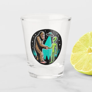 Bigfoot trifft Alien Schnapsglas
