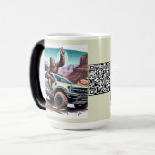 Bigfoot trifft den Grand Canyon in einer 24 Bronco Verwandlungstasse (Vorderseite Links)