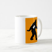 Bigfoot überraschte kaffeetasse (VorderseiteRechts)