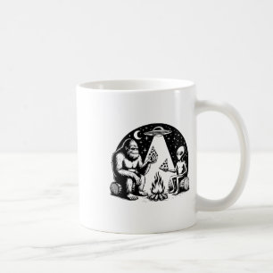 Bigfoot Ufo Alien Pizza Lagerfeuer Wandern Camper Kaffeetasse