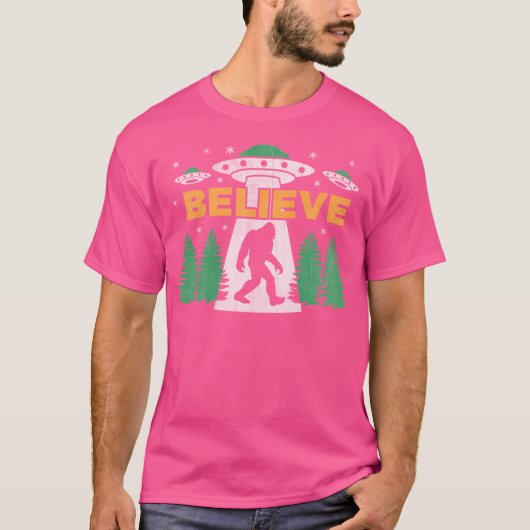 Bigfoot Ufo Außerirdischen glauben Sasquatch Yeti  T-Shirt (Vorderseite)