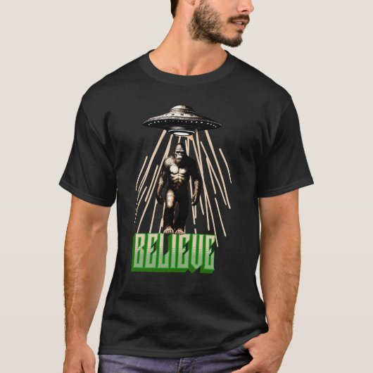 Bigfoot UFO glauben T-Shirt (Vorderseite)