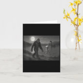 Bigfoot und Alien am Loch Ness Karte (Gelbe Blume)