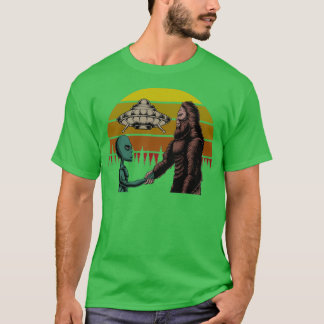Bigfoot und Alien Verschwörung Bigfoot Sasquatch T-Shirt
