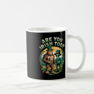Bigfoot und Außerirdischer trinken Bier lustig St. Kaffeetasse