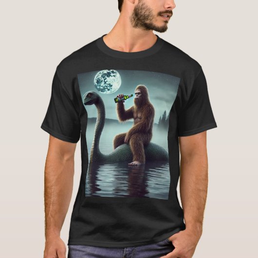 Bigfoot und Loch Ness T-Shirt (Vorderseite)