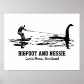 Bigfoot und Nessie Loch Ness Personalisiert Text Poster (Vorne)