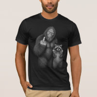 Bigfoot und Waschbär Mittelfinger