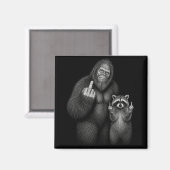 Bigfoot und Waschbär Stinkefinger Magnet (Vorderseite/Rückseite)