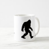 Bigfoot Walking Chihuahua Kaffeetasse (VorderseiteRechts)