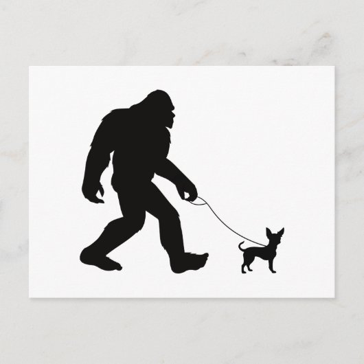 Bigfoot Walking Chihuahua Postkarte (Vorderseite)