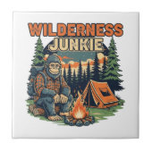 Bigfoot Wildness Junkie Retro-Design Fliese (Vorderseite)