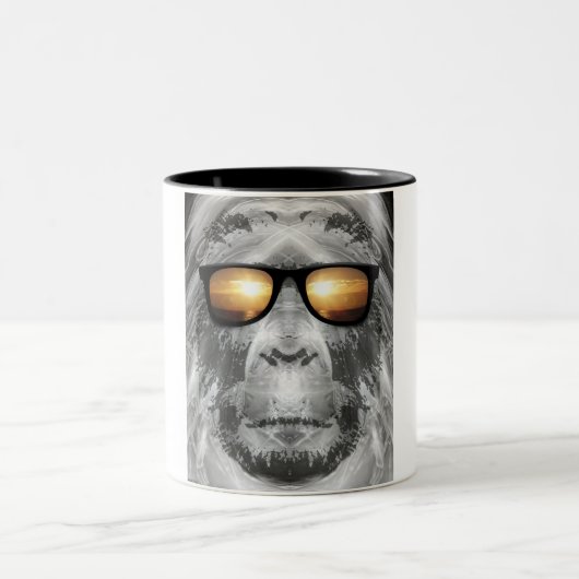 Bigfoot Zweifarbige Tasse (Mittel)